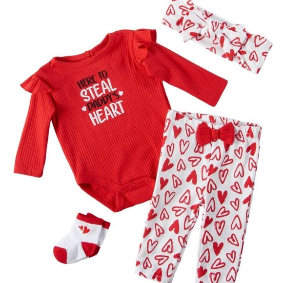 Baby Girls Steal Daddy's Heart Valentines Day Layette Set Outfit Size 3 6 9 mo - Picture 1 of 3